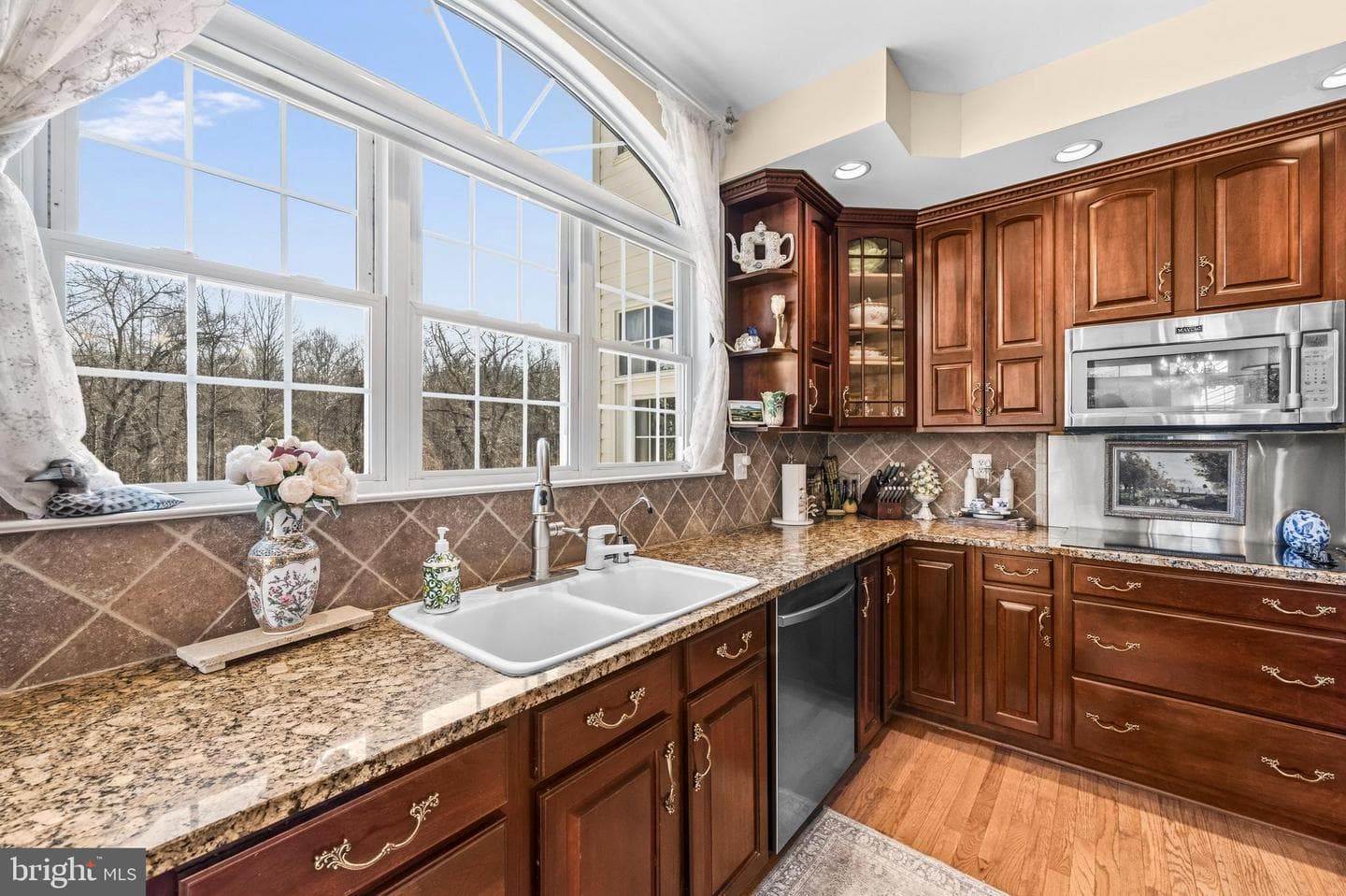 8715 Hill Spring Drive photo 18