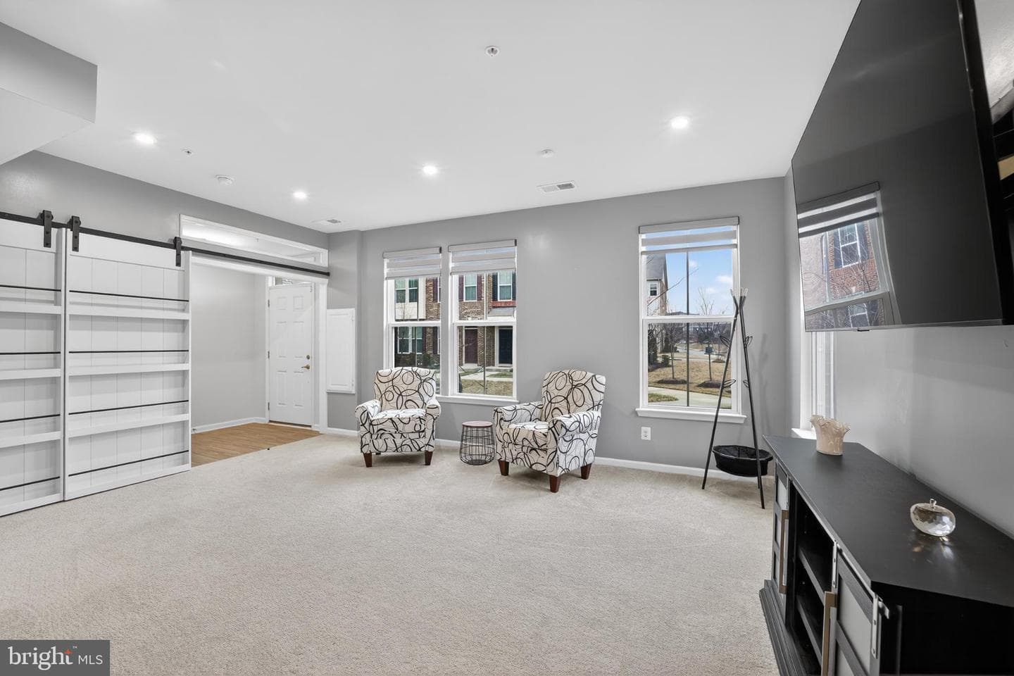 10945 Bartholomew Aly photo 24