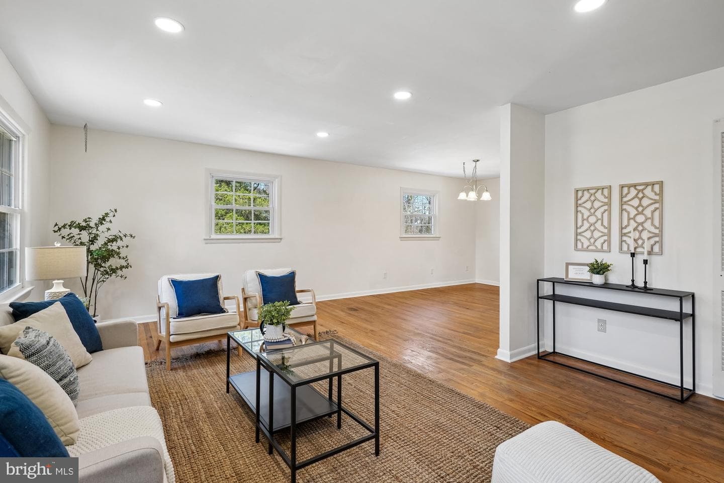4 Walnut Hill Road photo 8