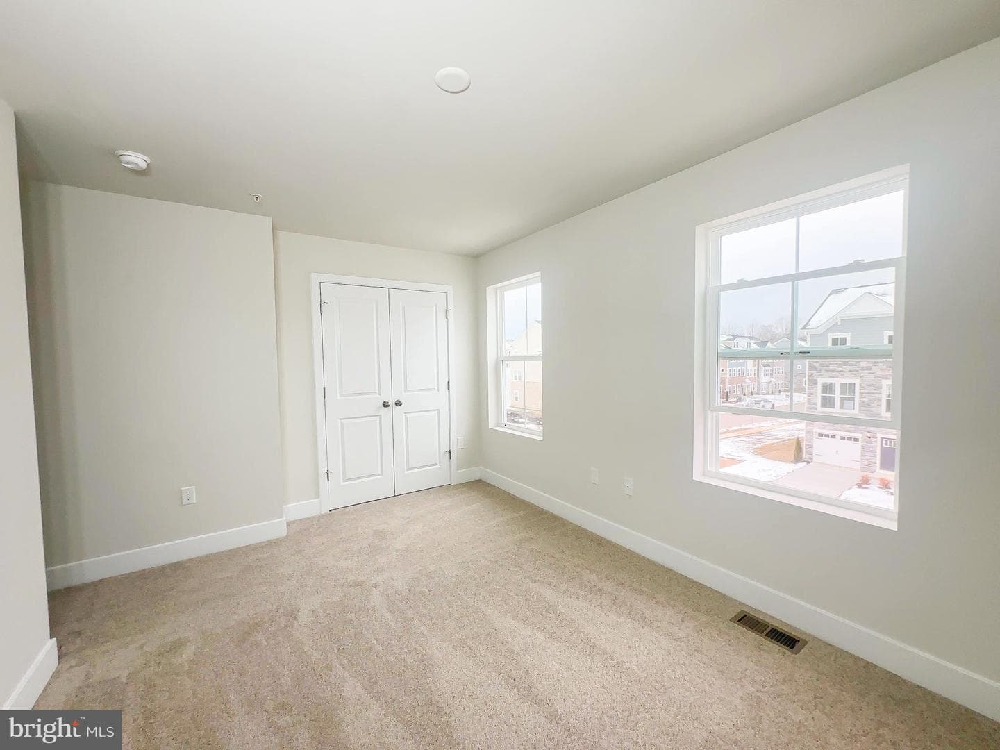 5526 Aberdeen Place photo 12