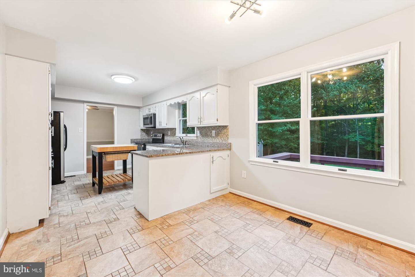 3643 Foxhall Place photo 20