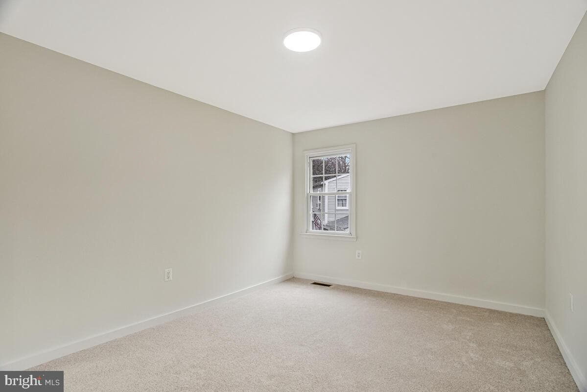 2424 Pear Tree Court photo 19