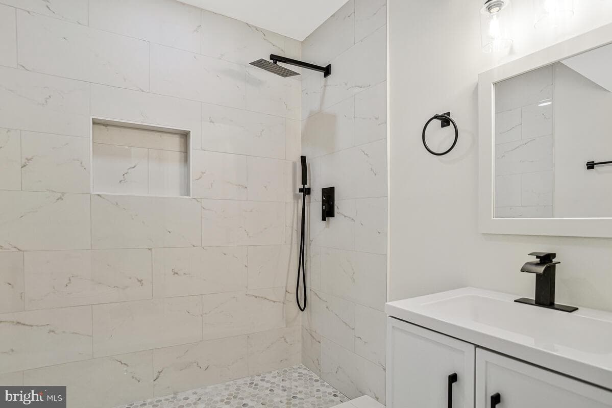 2424 Pear Tree Court photo 31