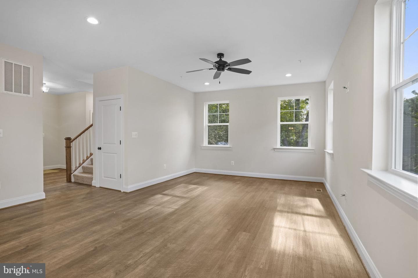 9415 Fendall Lane photo 19