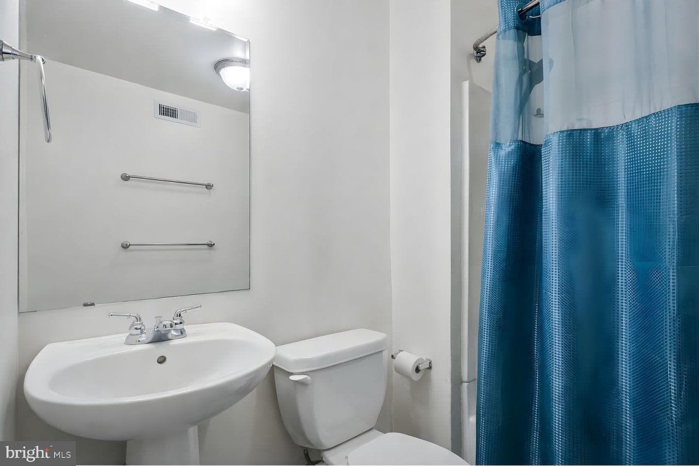 2304 Leyton Court photo 10
