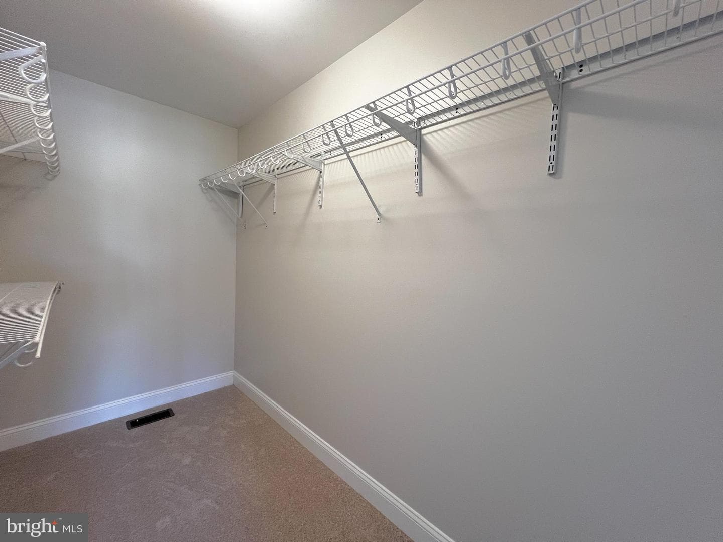 6870 Desales Place photo 18