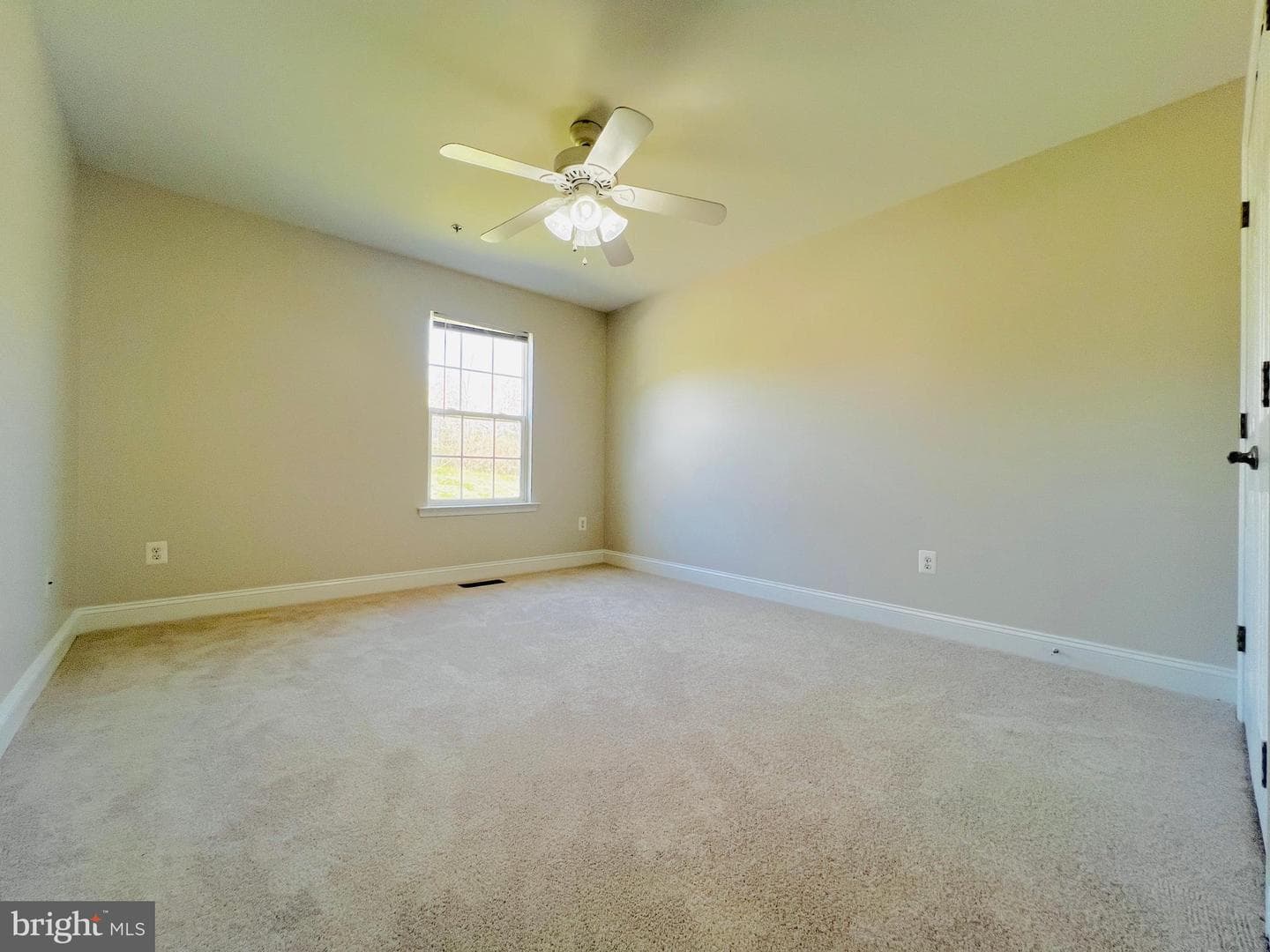 6870 Desales Place photo 29