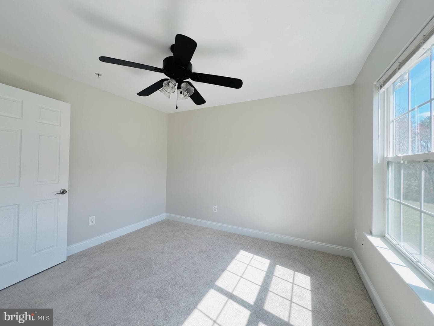 6870 Desales Place photo 33