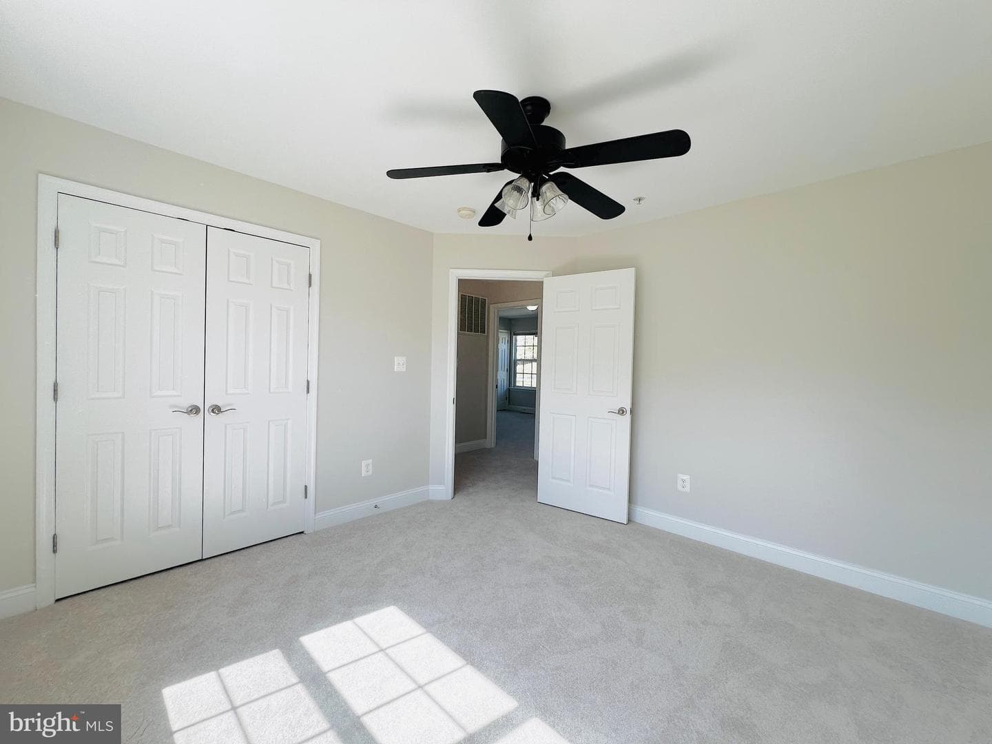 6870 Desales Place photo 34