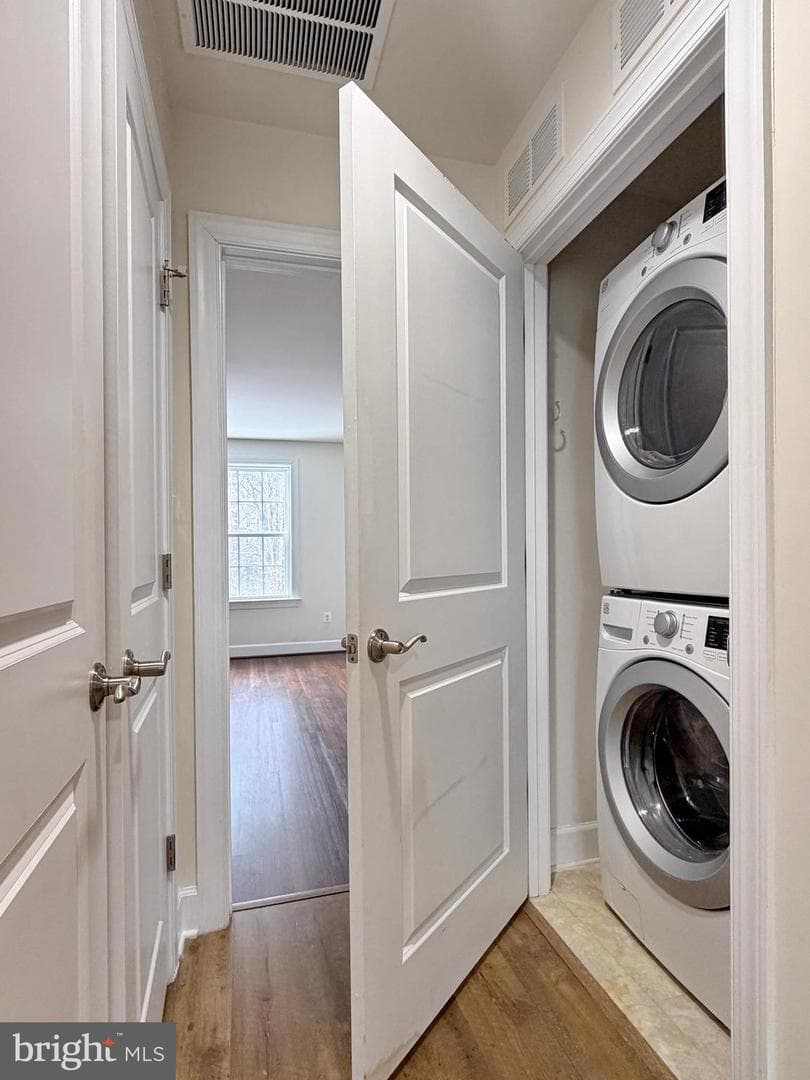 2801 Golden Gate Court photo 48