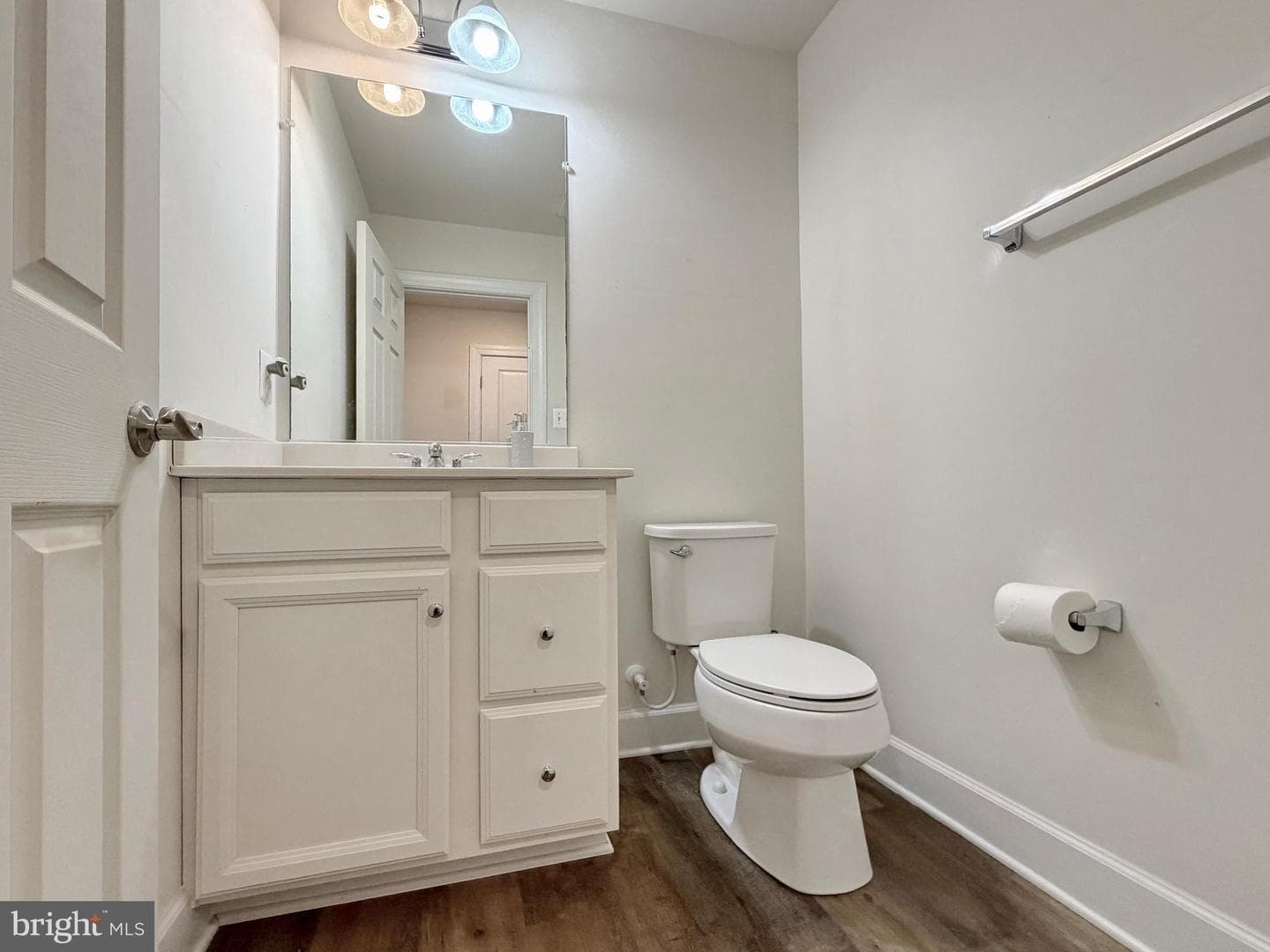 2801 Golden Gate Court photo 54