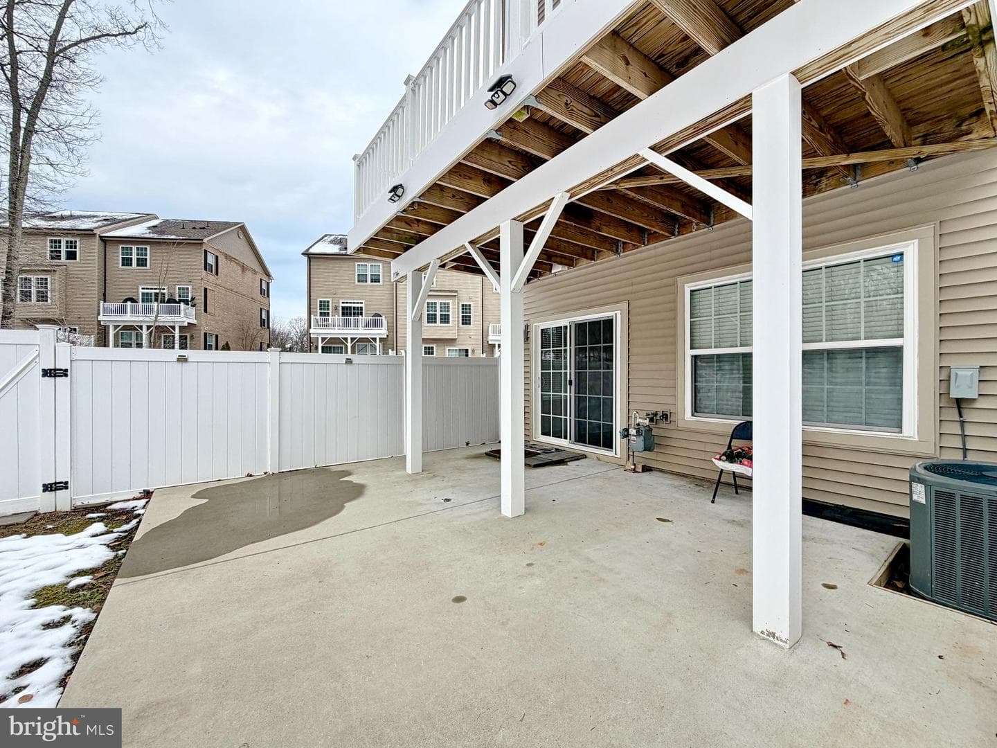 2801 Golden Gate Court photo 61