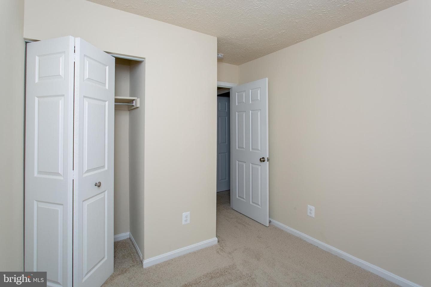 4202 Drake Court photo 27