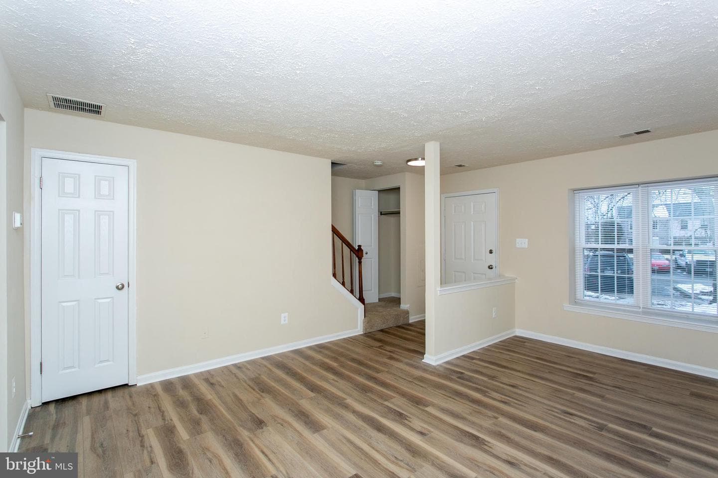4202 Drake Court photo 7