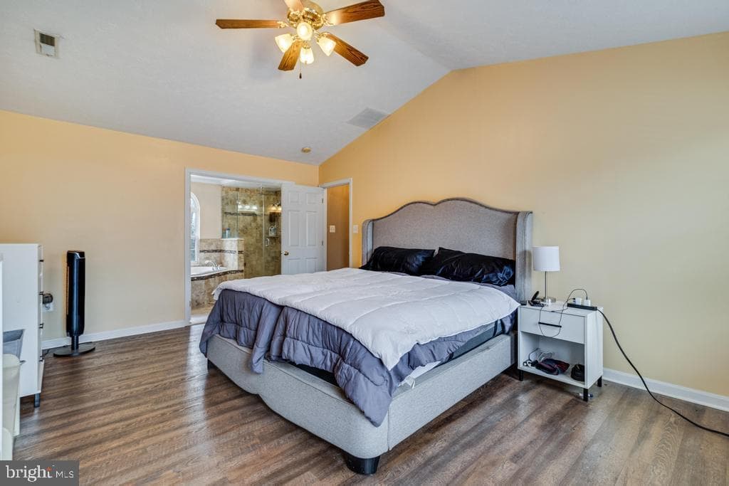 13512 Shrewsbury Court photo 14