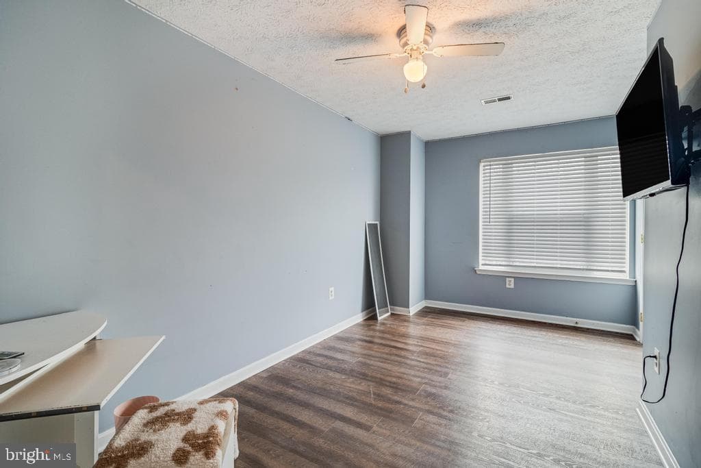 13512 Shrewsbury Court photo 15