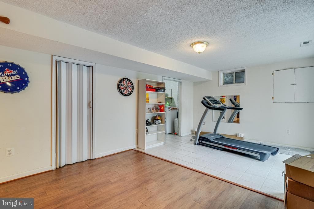13512 Shrewsbury Court photo 22