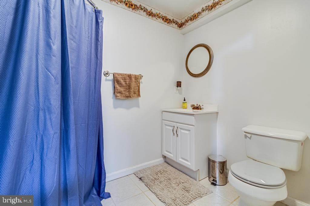 13512 Shrewsbury Court photo 25