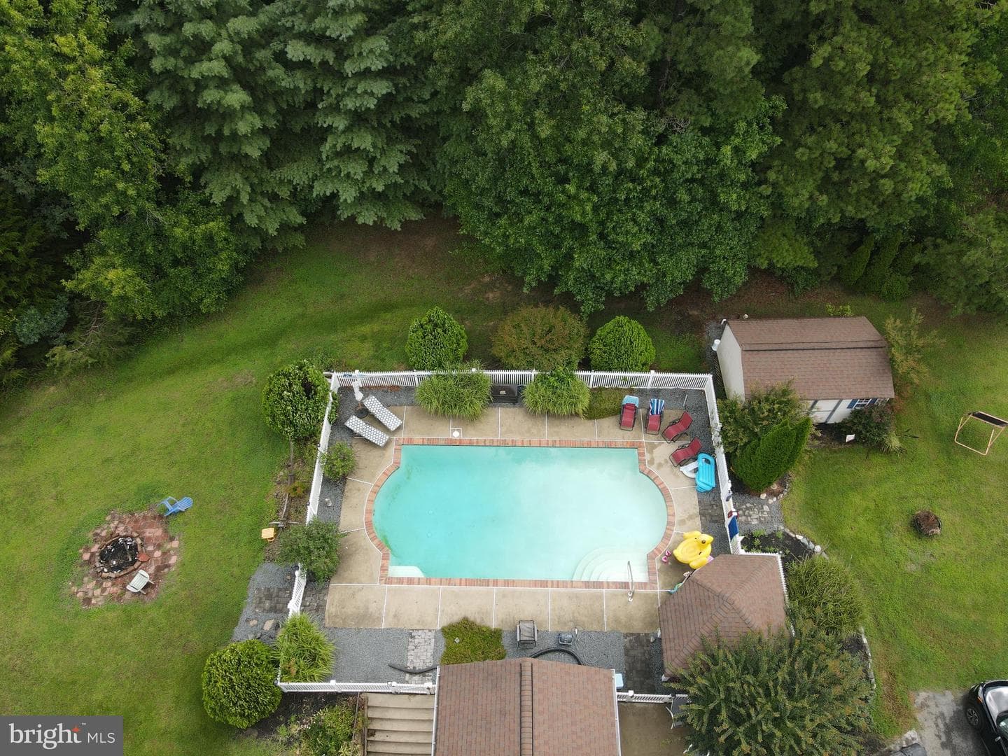 13512 Shrewsbury Court photo 27
