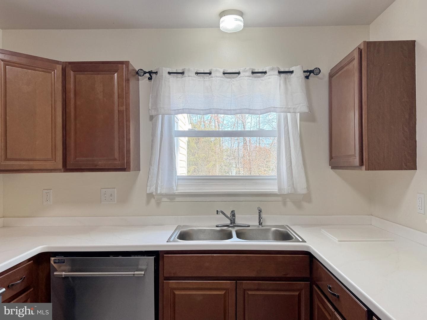 824 Indian Head Avenue photo 19