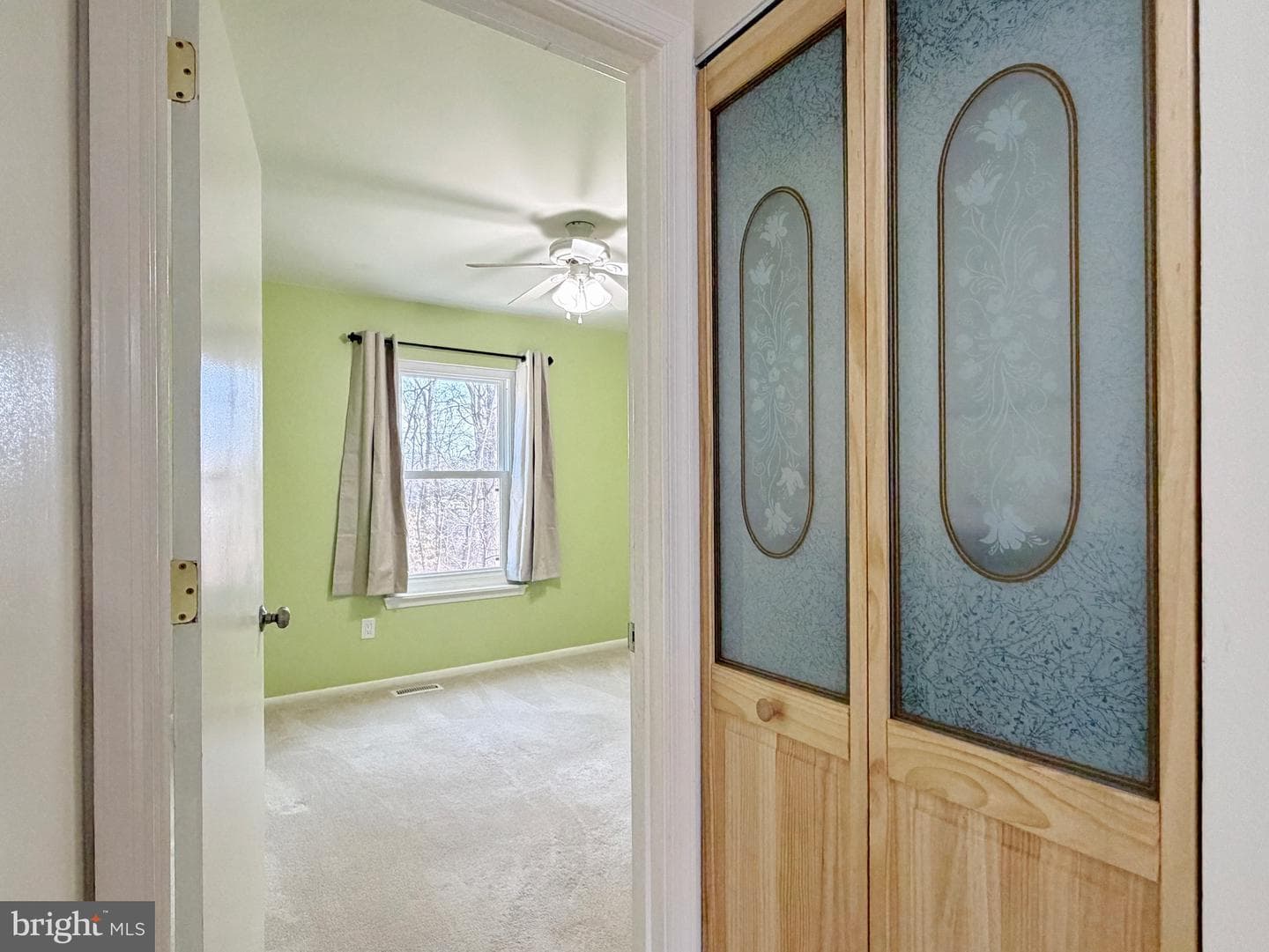 824 Indian Head Avenue photo 35