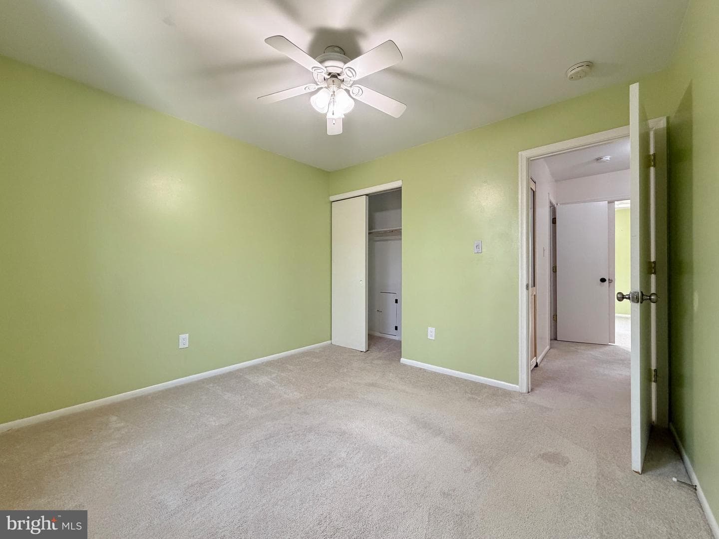 824 Indian Head Avenue photo 37