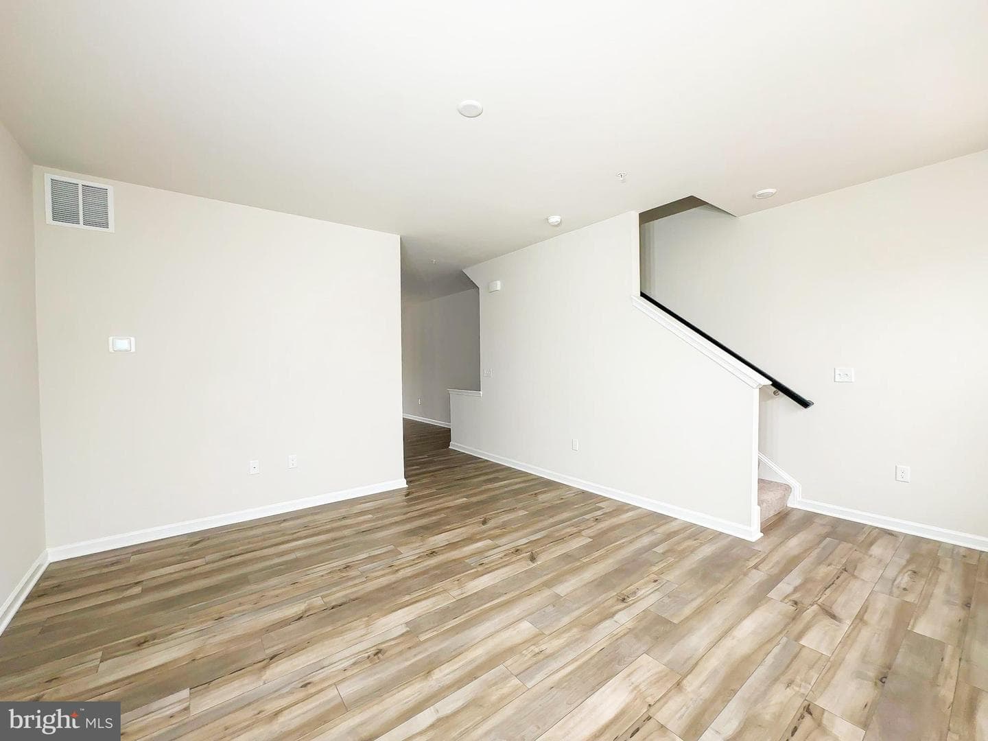 5626 Ludlow Place photo 14