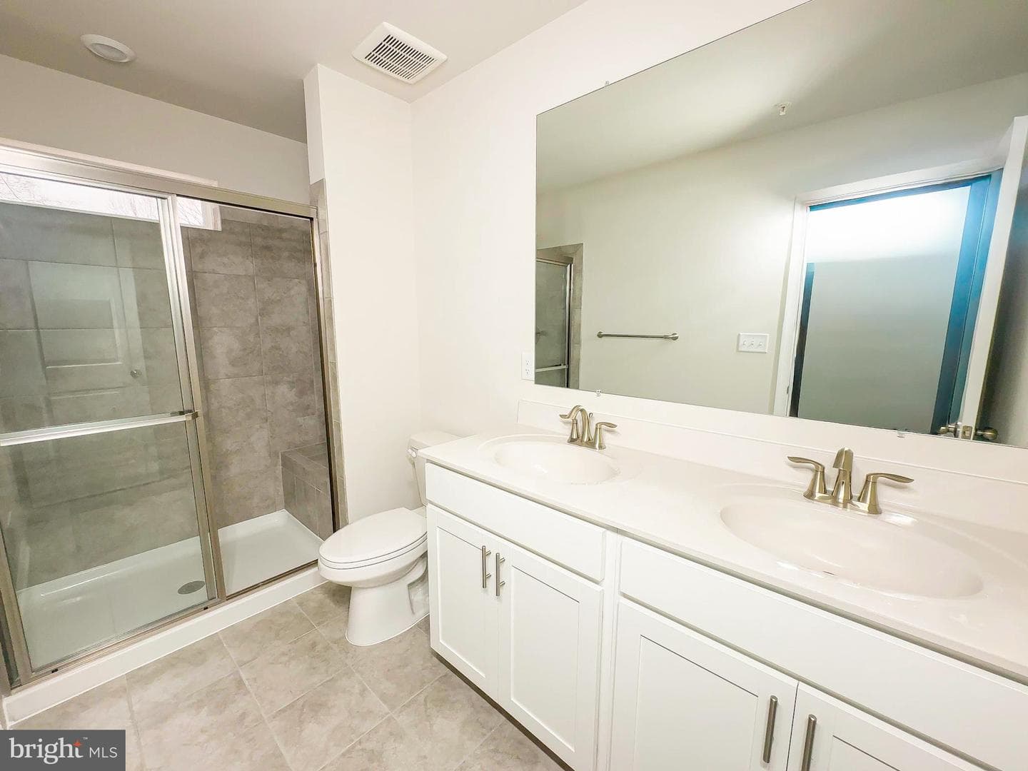 5626 Ludlow Place photo 5
