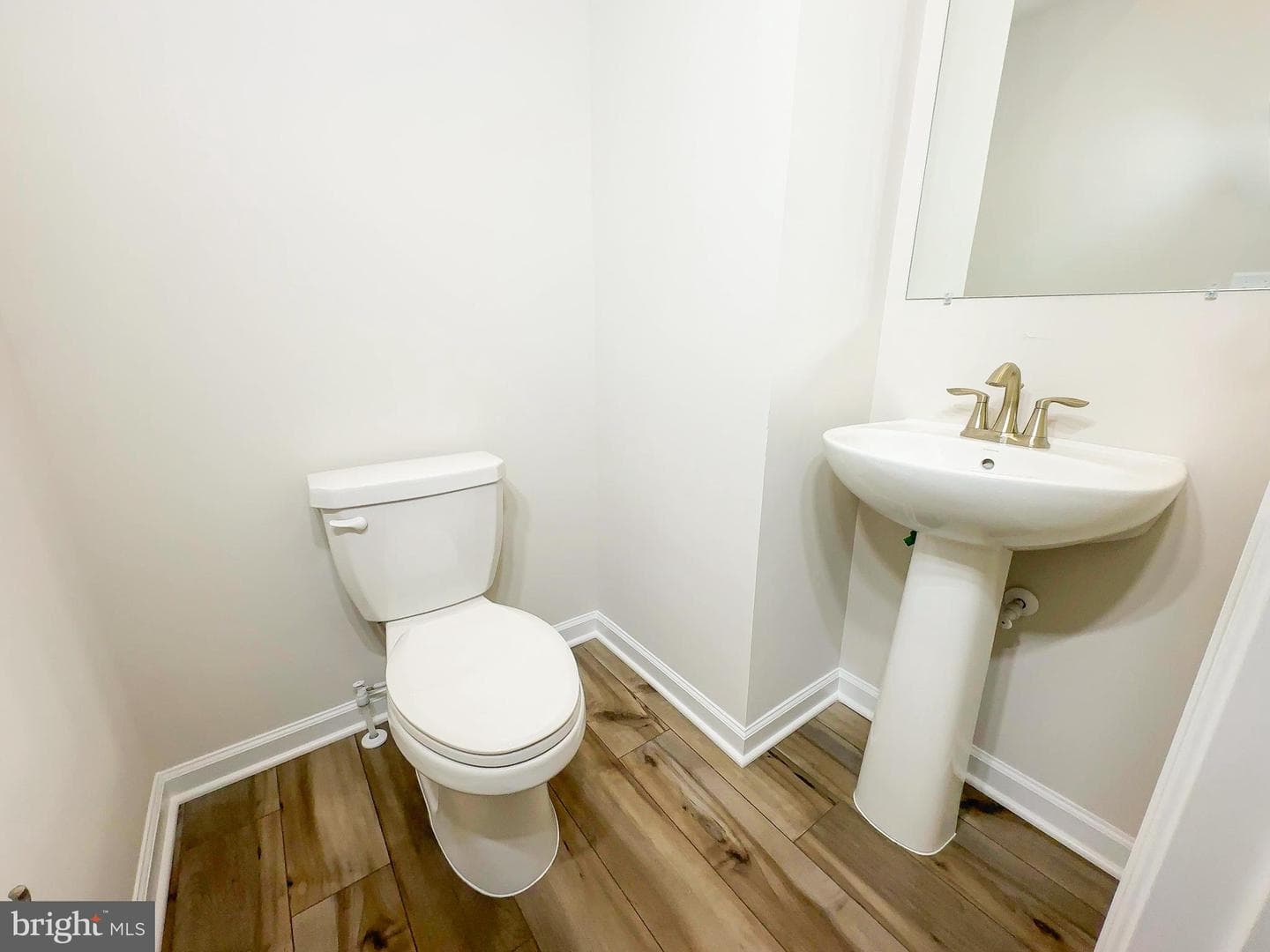5626 Ludlow Place photo 9