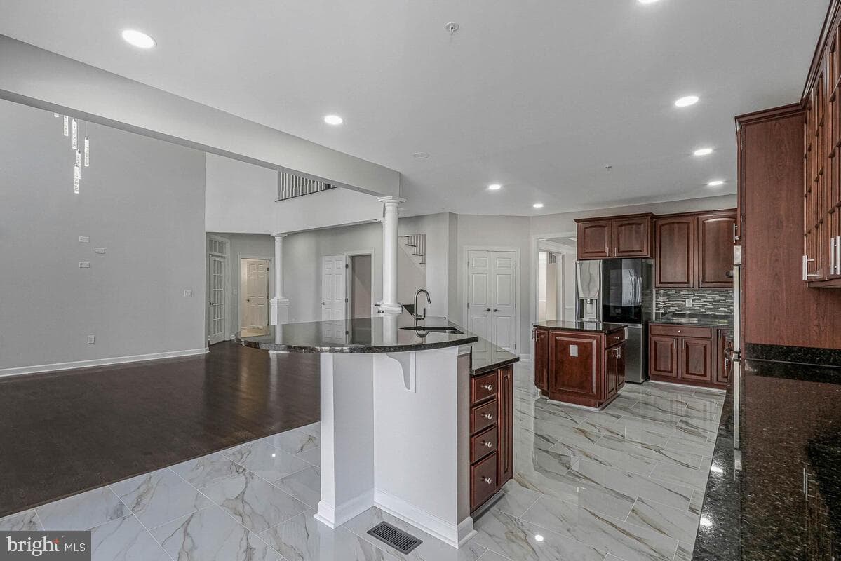 10818 Constitution Drive photo 22