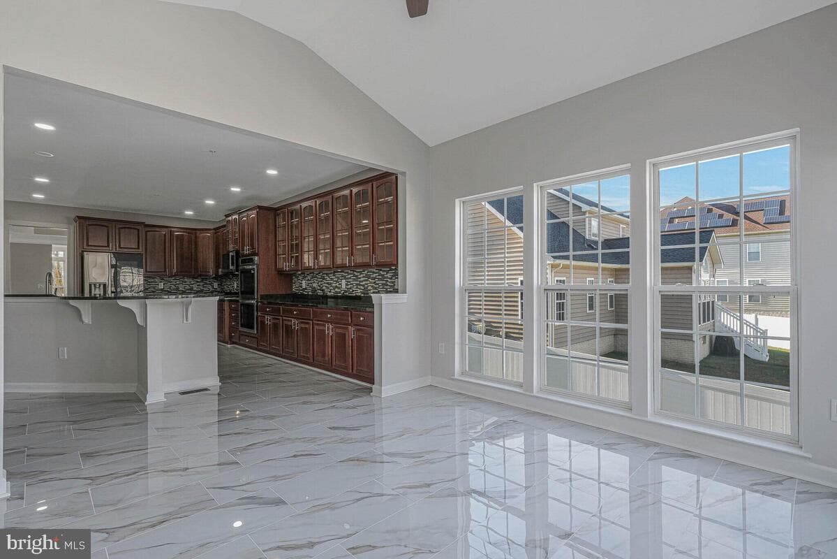 10818 Constitution Drive photo 30