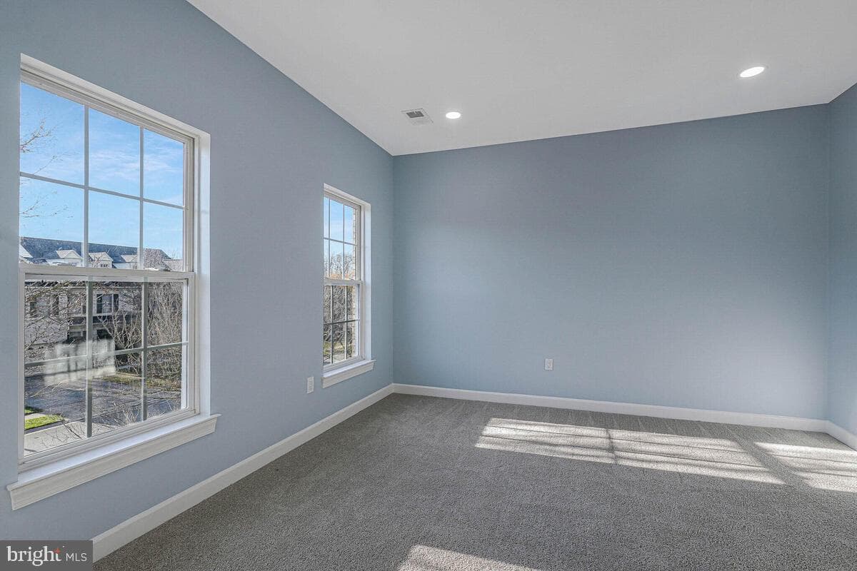 10818 Constitution Drive photo 36