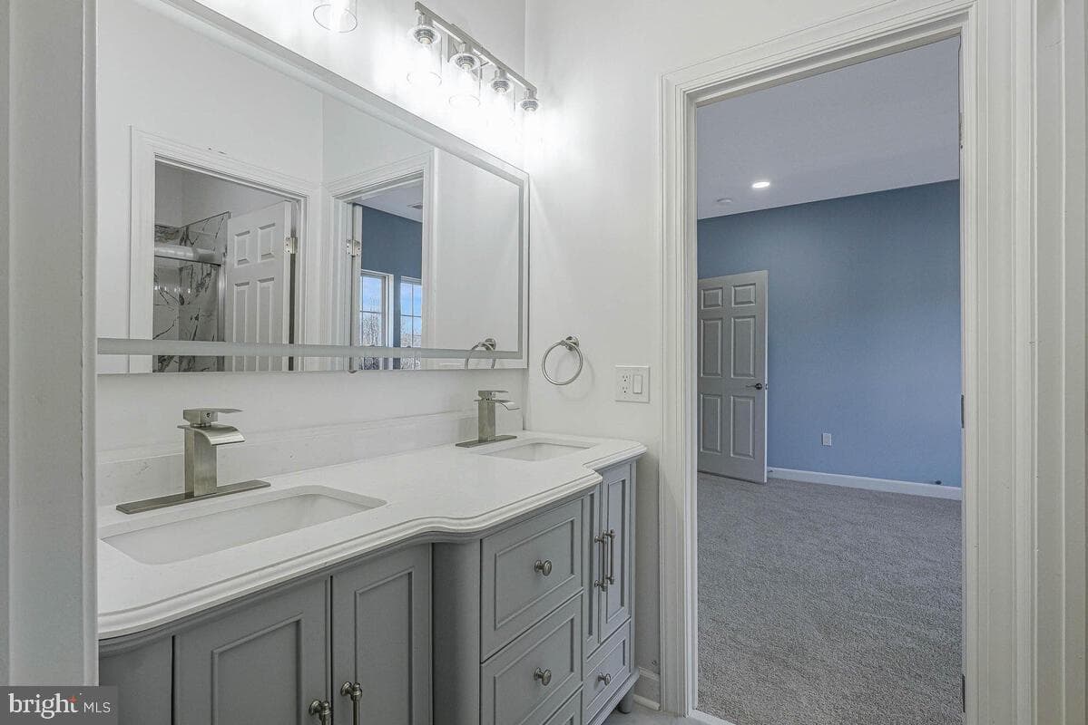 10818 Constitution Drive photo 44
