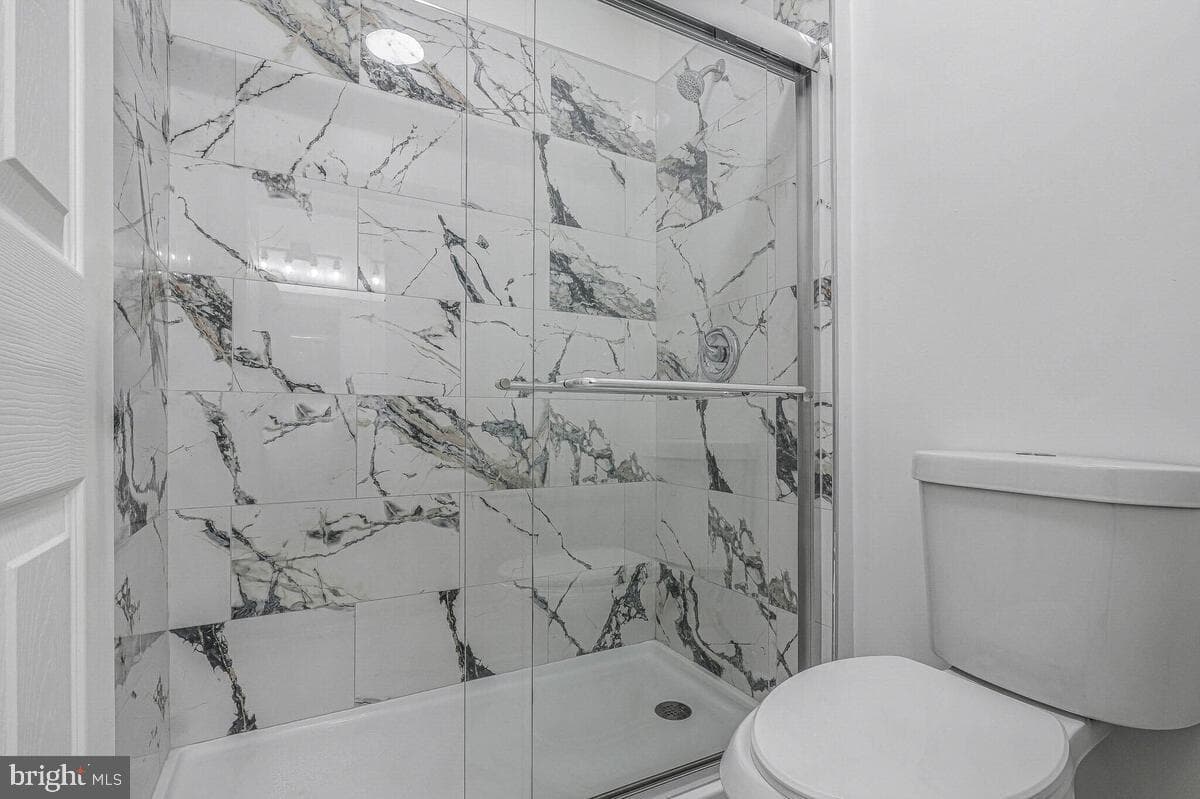 10818 Constitution Drive photo 45