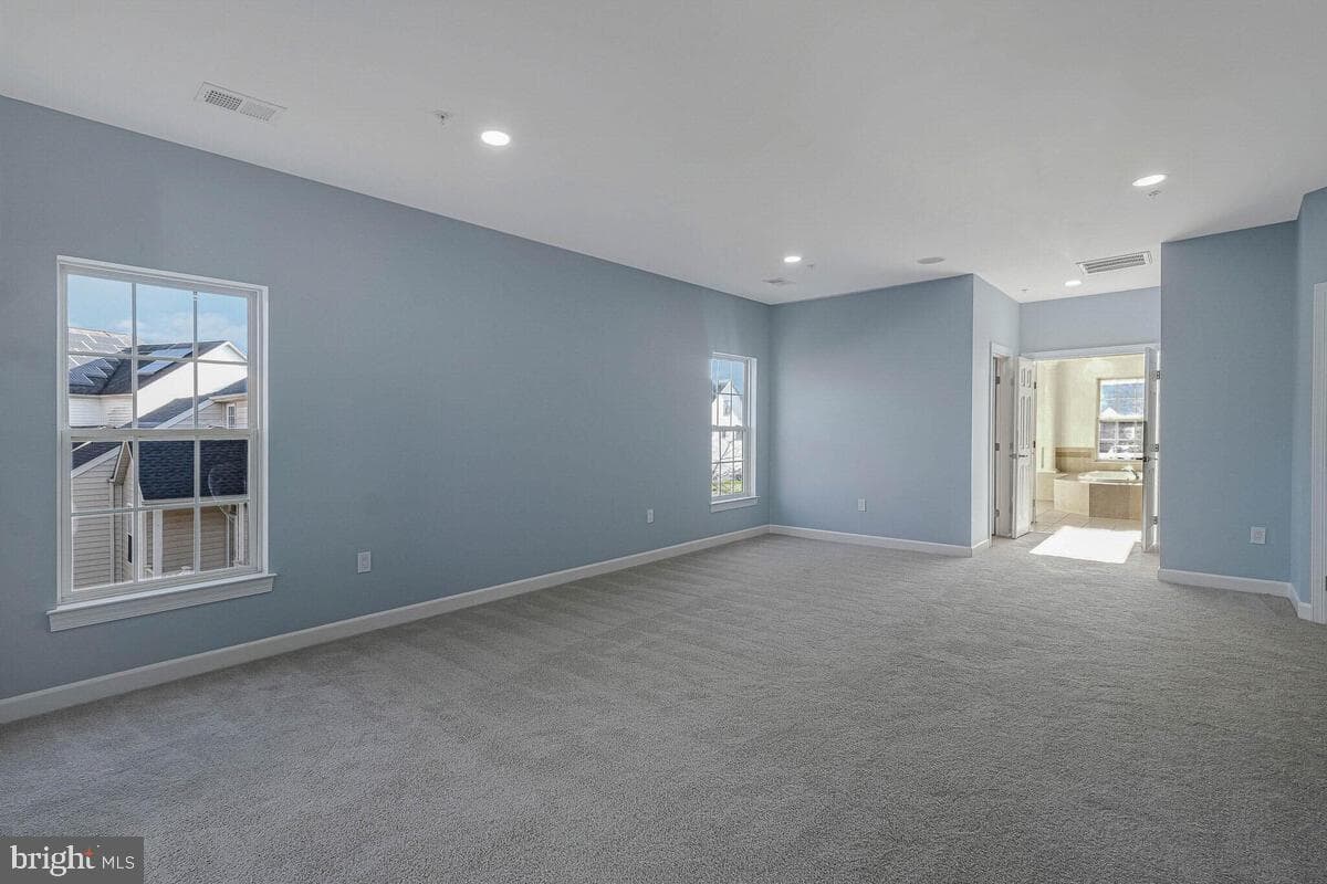 10818 Constitution Drive photo 49