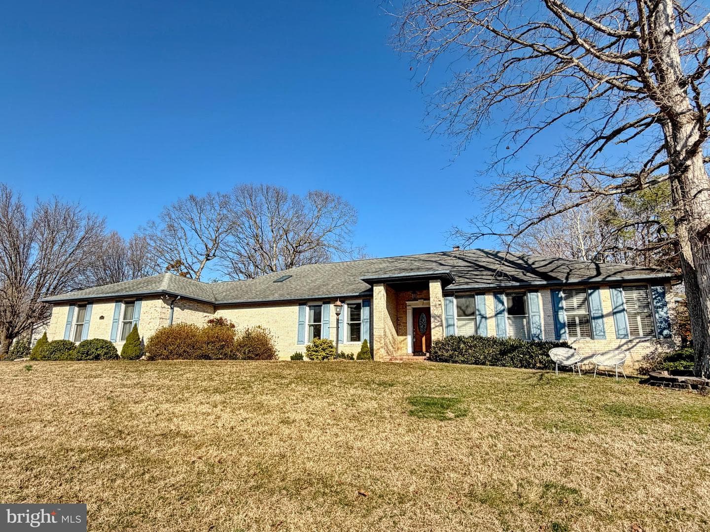 1020 Suffolk Drive photo 3