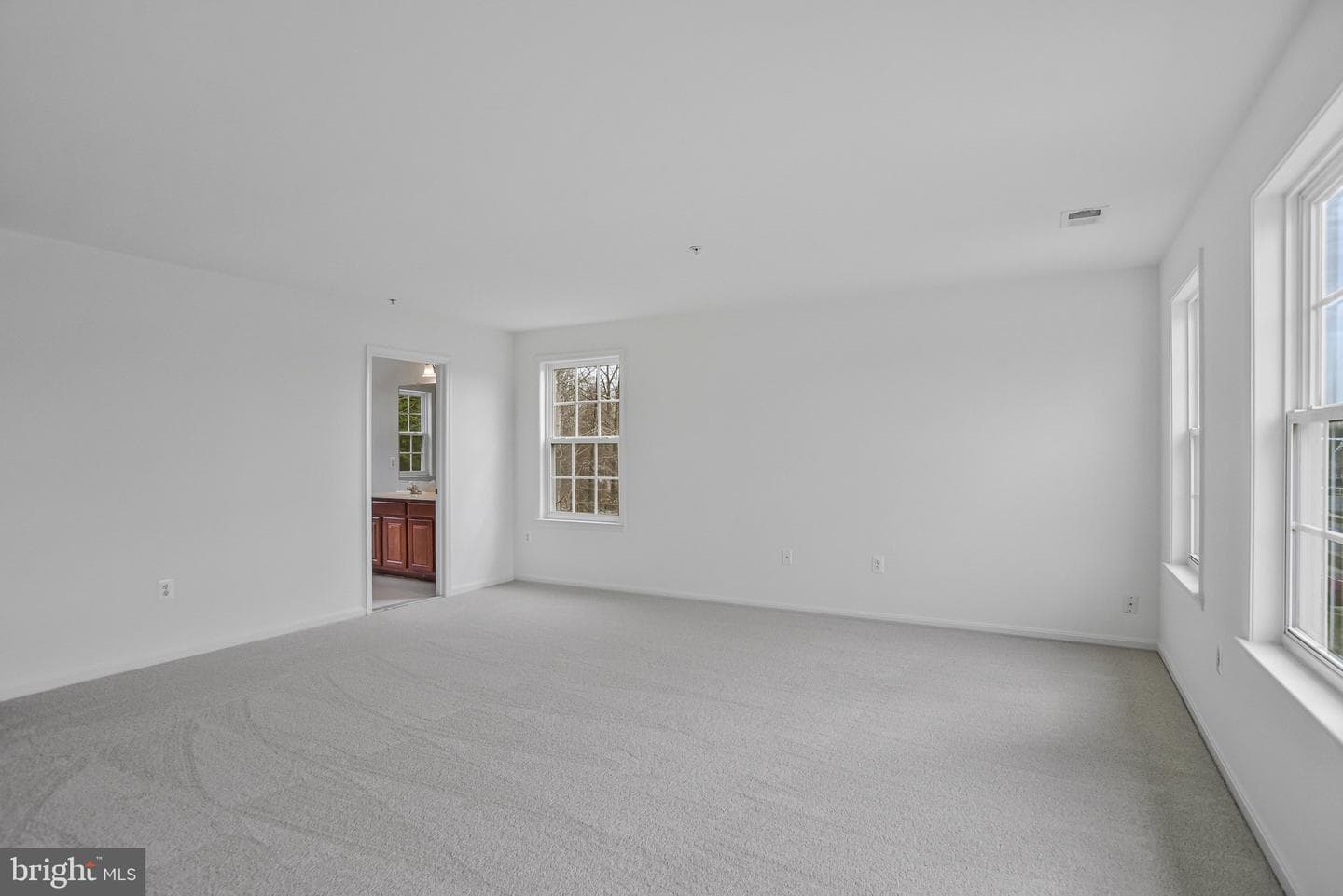 7446 Tottenham Drive photo 22