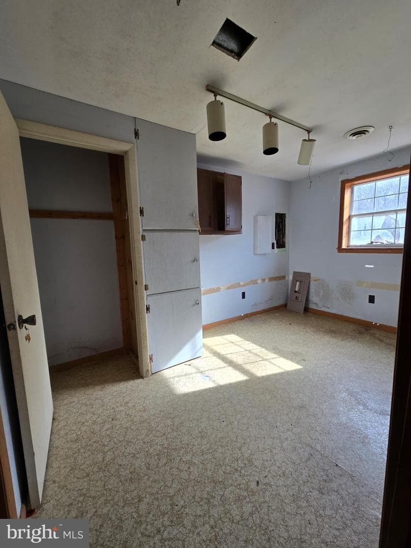 15410 Homeland Drive photo 15