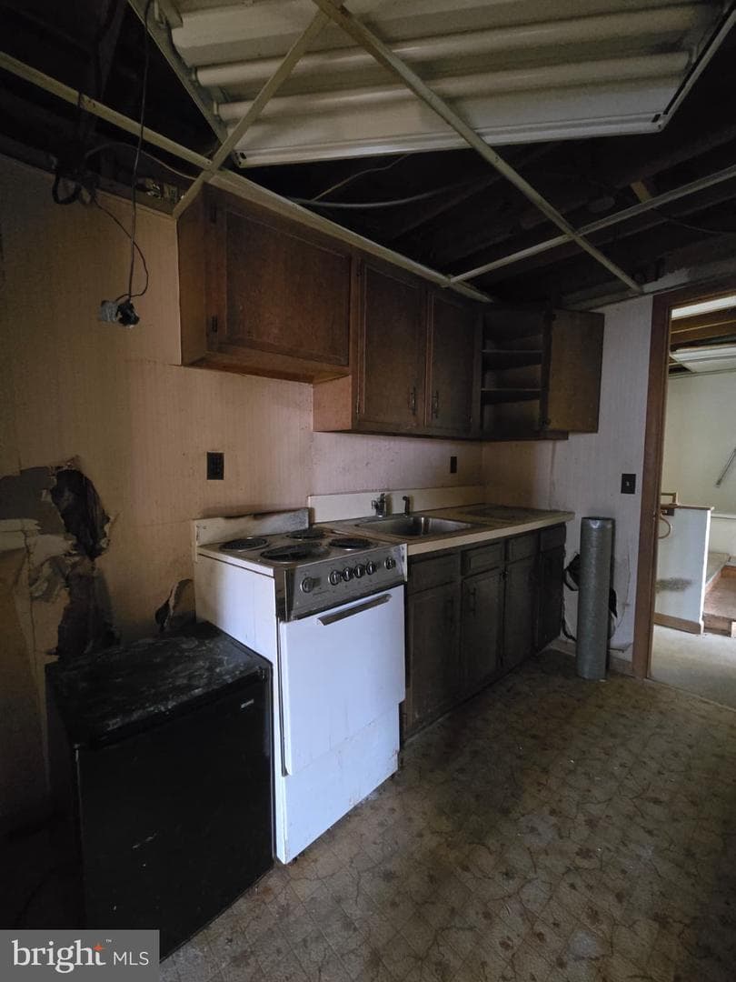 15410 Homeland Drive photo 2