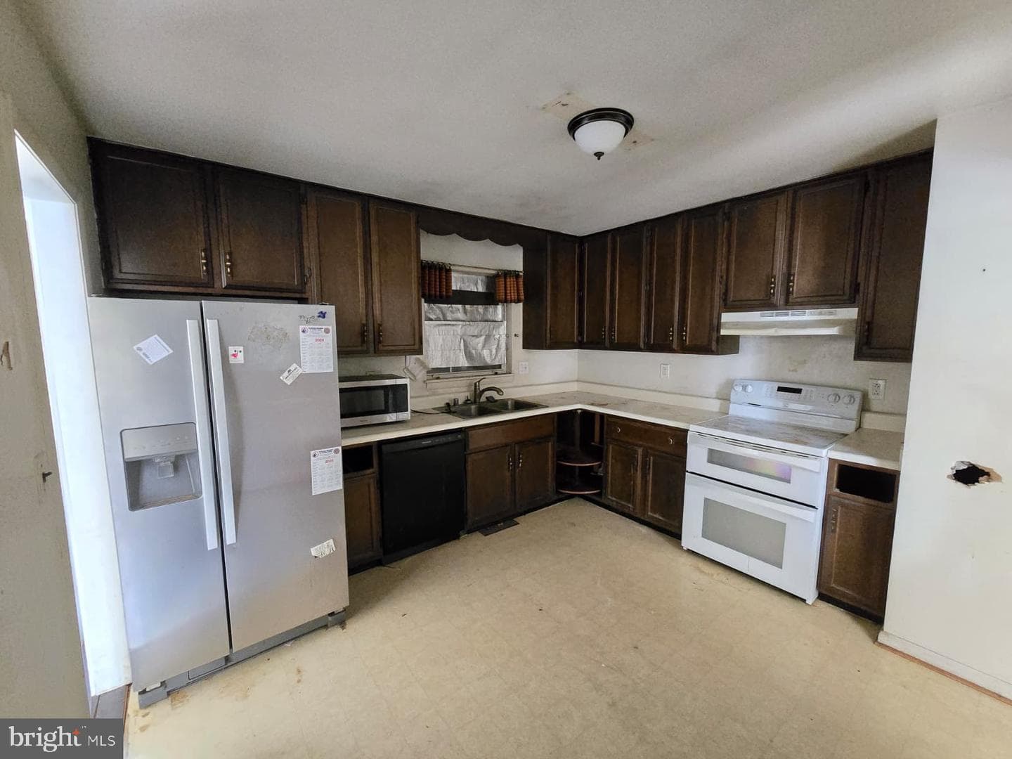15410 Homeland Drive photo 31