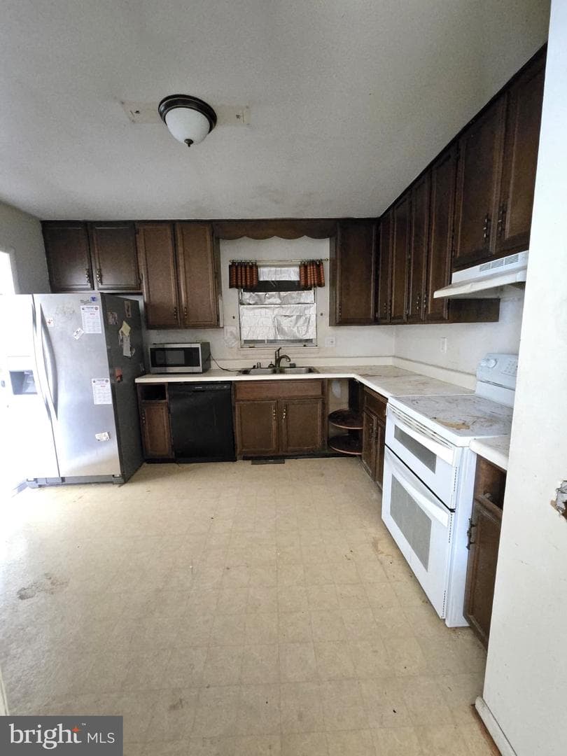 15410 Homeland Drive photo 36