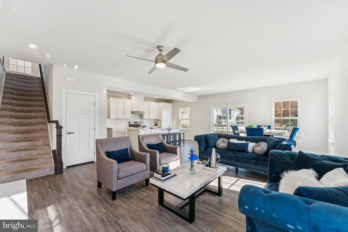 2598 Skeeter Court photo 6