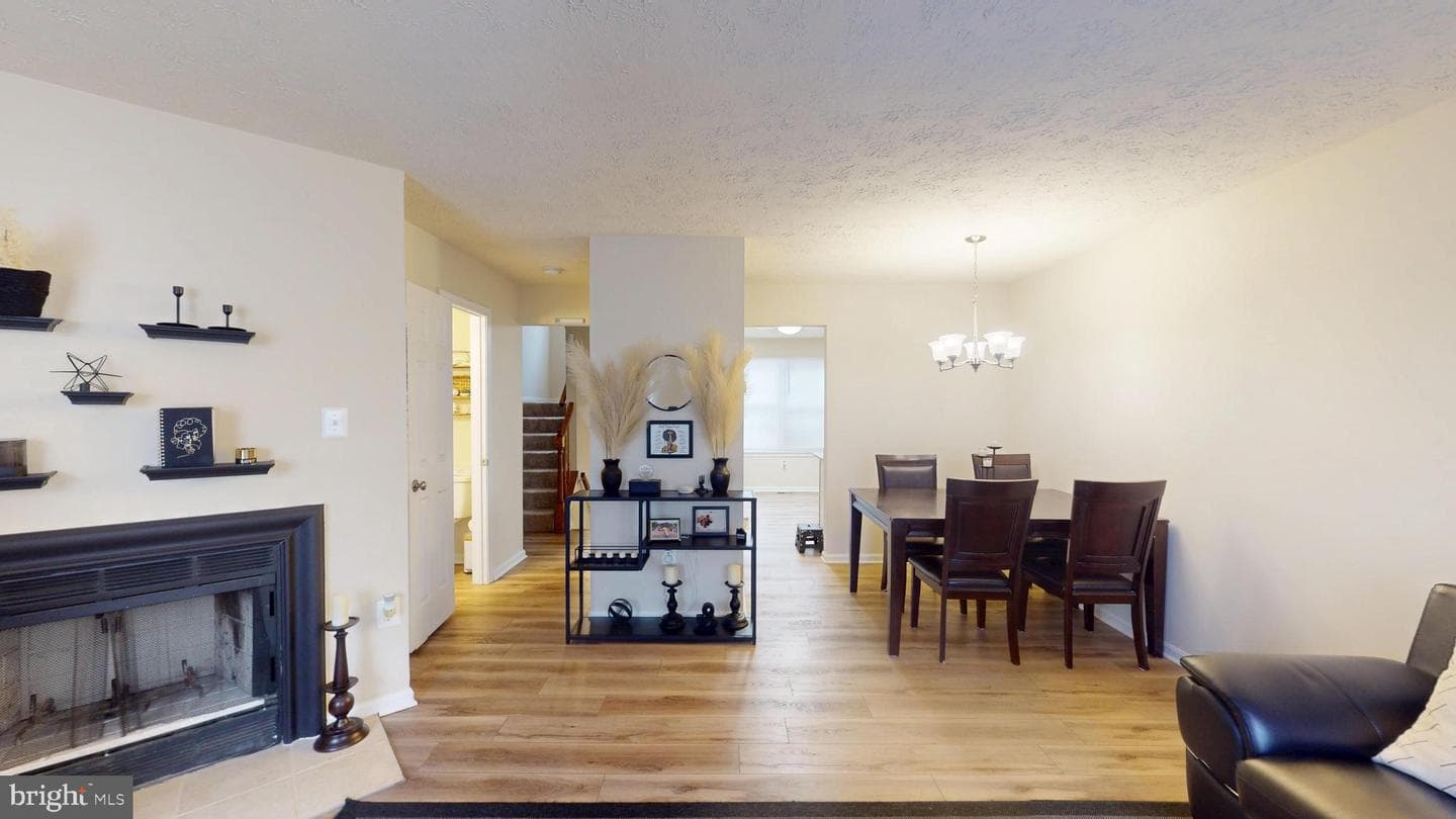 15 Oakside Lane photo 12