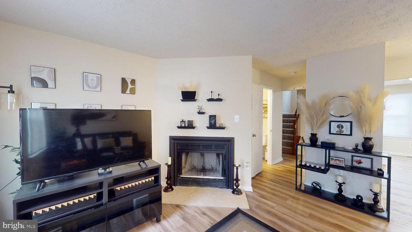 15 Oakside Lane photo 13