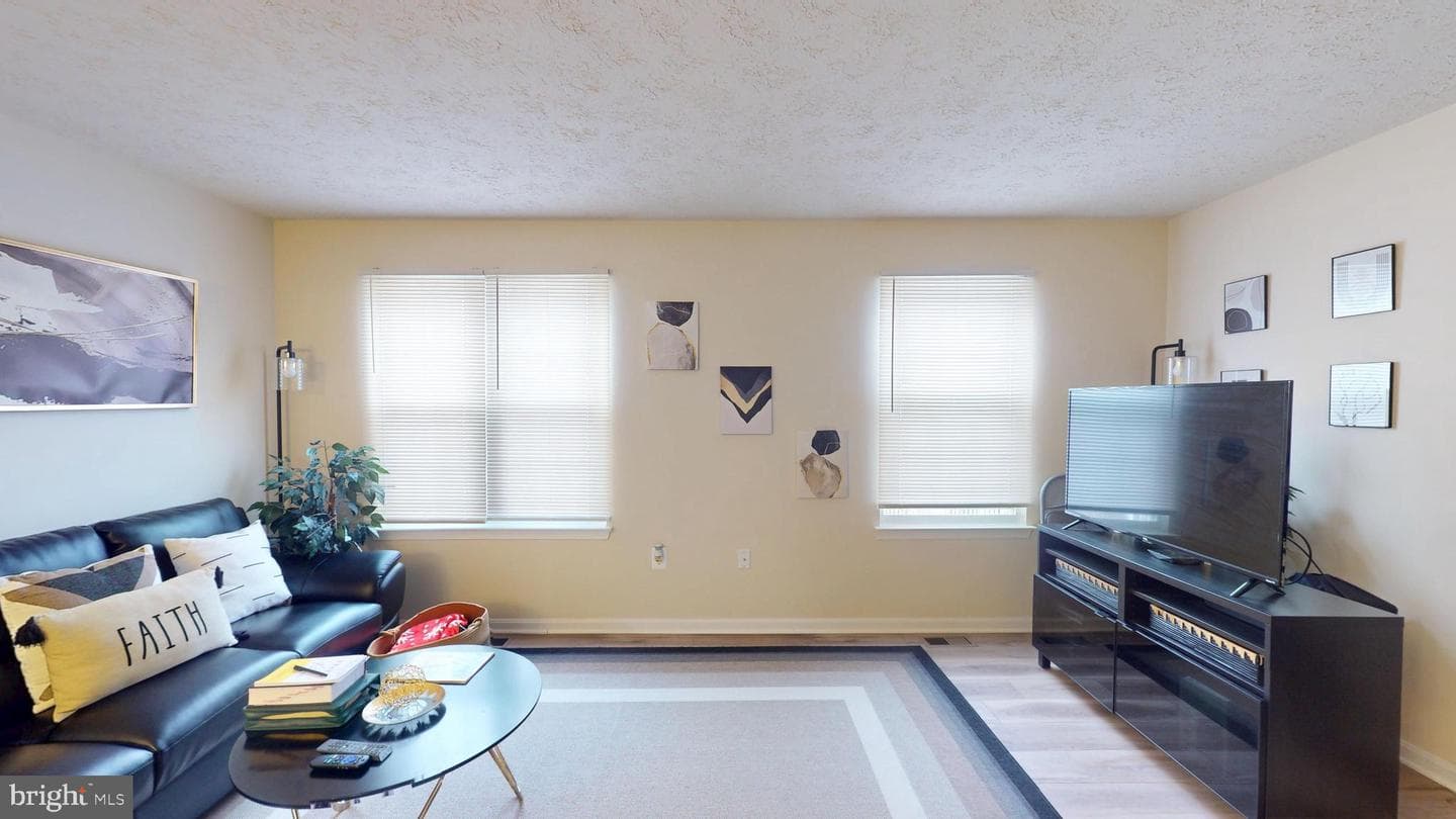 15 Oakside Lane photo 15