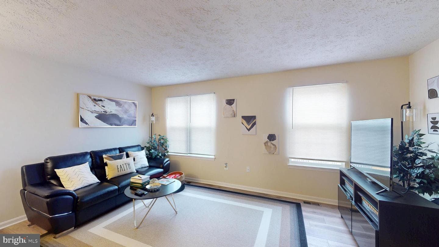 15 Oakside Lane photo 16