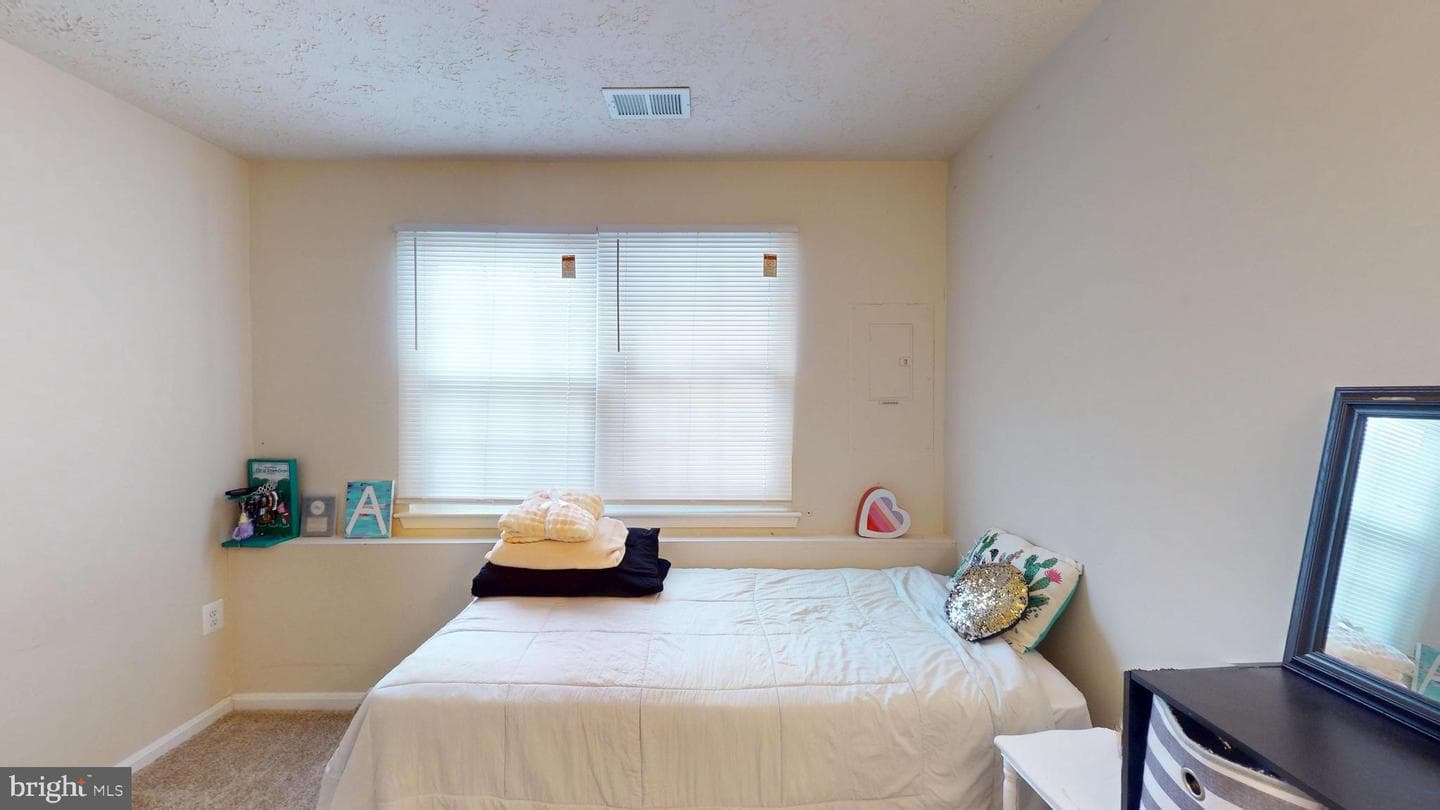 15 Oakside Lane photo 31