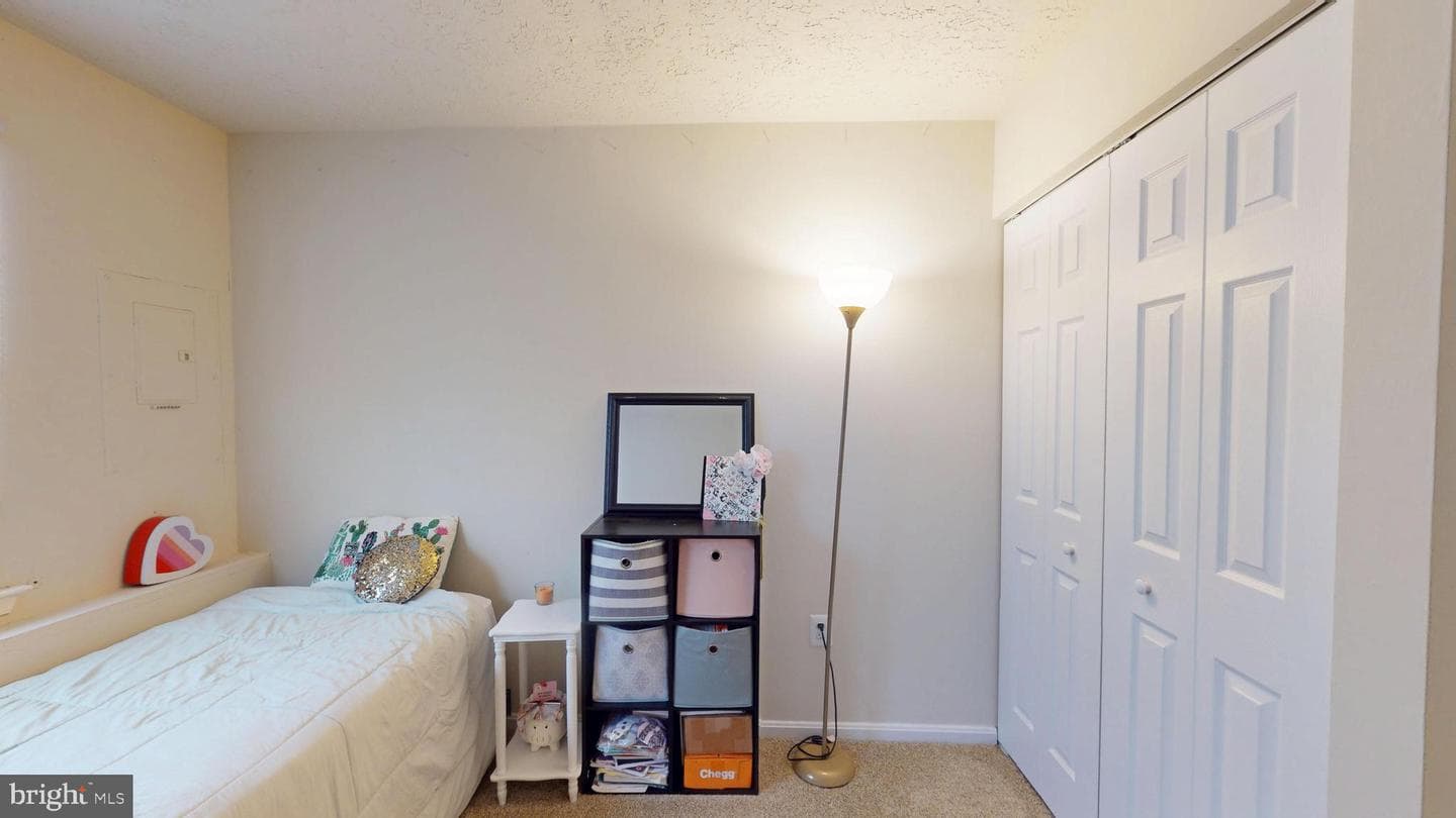 15 Oakside Lane photo 32