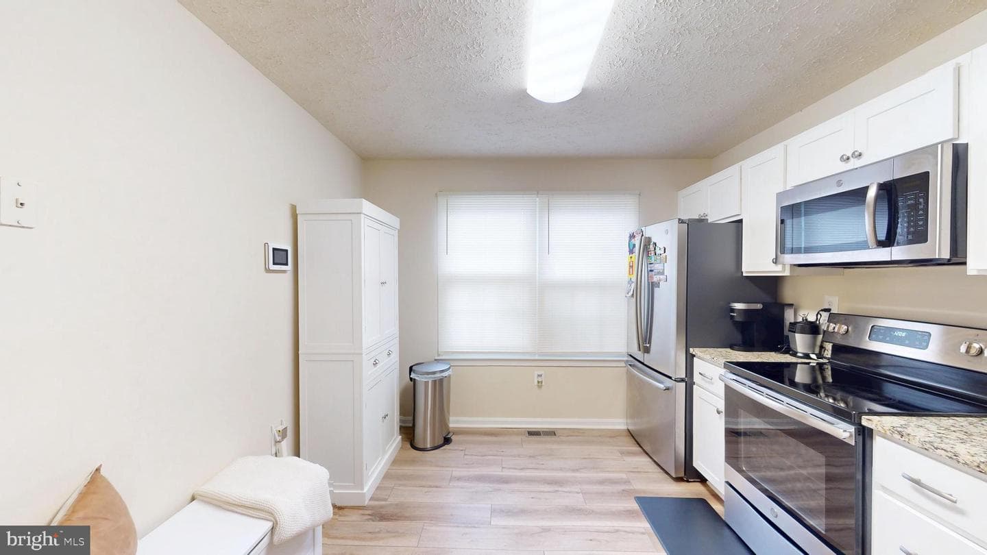 15 Oakside Lane photo 40