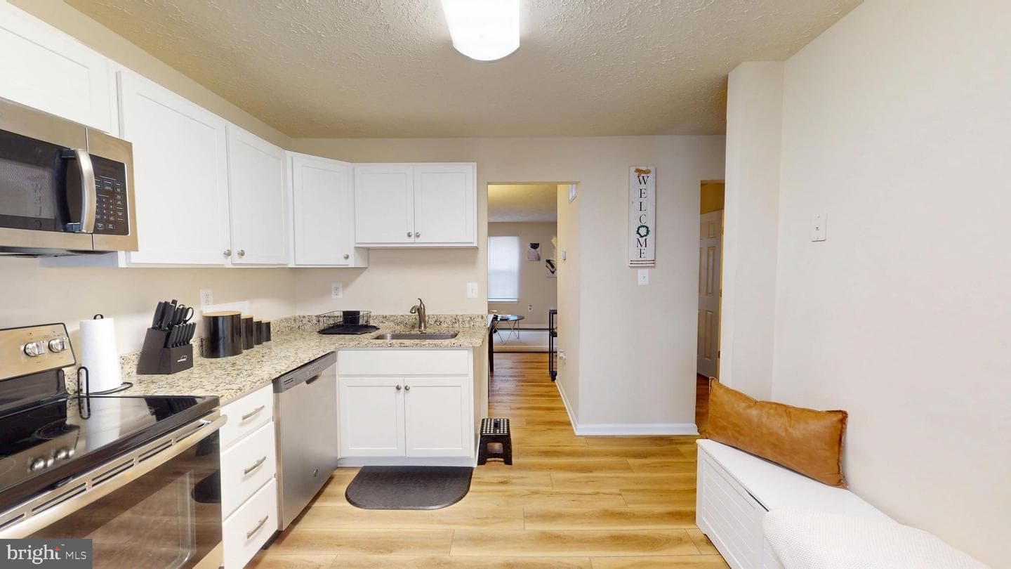 15 Oakside Lane photo 43